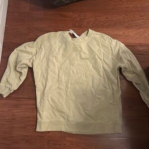lululemon perfectly oversized dew green size  10